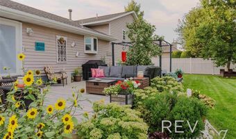 908 35th St, Cody, WY 82414