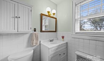 495 Fairview Rd, Asheville, NC 28803