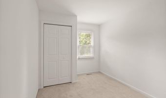 8470 NICOLE Ct, Annandale, VA 22003