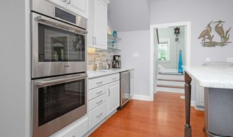 555 Dawson Creek Dr, Arapahoe, NC 28510