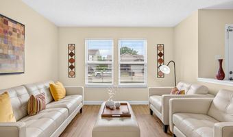 1811 Sonesta Ln, Indianapolis, IN 46217
