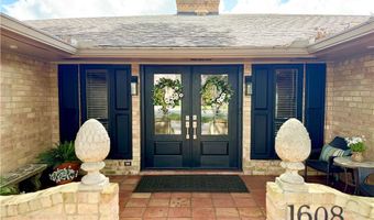 1608 Delwood, Alice, TX 78332