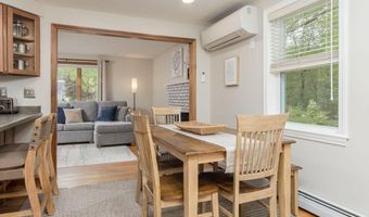 27 Grafton Dr, Bedford, NH 03110