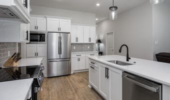 6037 Midway, Alexander, AR 72002