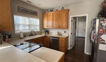 1705 Tyler Ave, Aurora, MO 65605