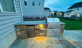 25981 ROYSTON PASS Cir, Aldie, VA 20105