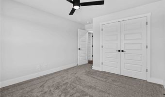 3000 SW Setting Sun Dr, Bentonville, AR 72713