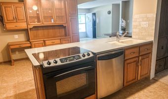 828 S 3rd St, Albion, NE 68620