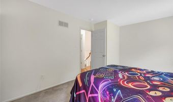 1971 Fox Pointe Dr, Arnold, MO 63010