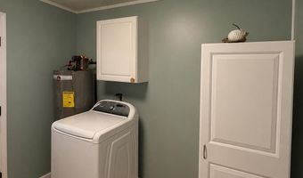 154 Perry Ln, Atmore, AL 36502