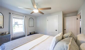 33 Providence Ave, East Providence, RI 02915