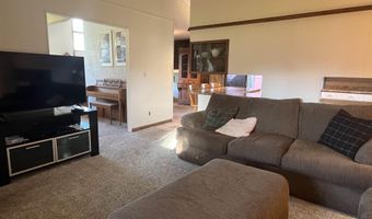 216 Washington Ave W, Albia, IA 52531
