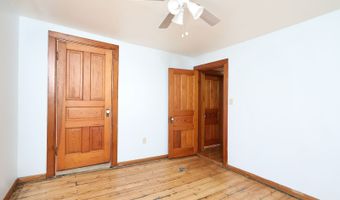 1134 Rapids St, Adel, IA 50003