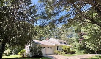33 MaryAnn Dr, Exeter, RI 02822