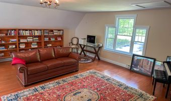 2 Parker Farm Ln, Amherst, NH 03031
