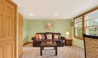 1438 State Highway 102, Bar Harbor, ME 04609