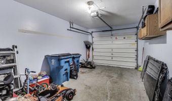 802 N Tamarac Blvd, Addison, IL 60101