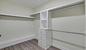 107 Hyde Park Dr, Brandon, MS 39042