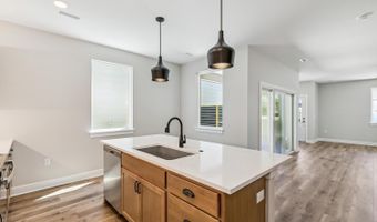 328 E Park Pl, Andover, KS 67002