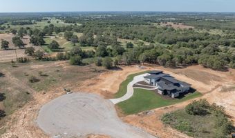 156 Hidden Timbers Dr, Alvord, TX 76225