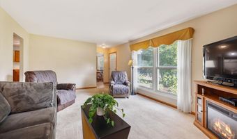 5406 Big Bow Rd, Fitchburg, WI 53711
