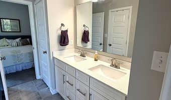 10277 Pigato Dr, Zionsville, IN 46077