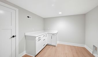 33944 Overton Cir, Adel, IA 50003