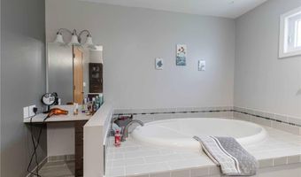 124 Bethesda St NW, Alexandria, MN 56308