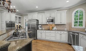 31 Rocky Brook Ct, Acworth, GA 30101