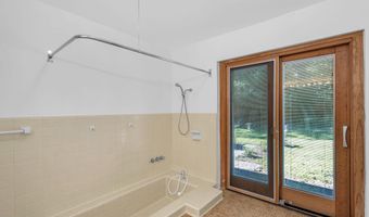 3548 N VALLEY St, Arlington, VA 22207