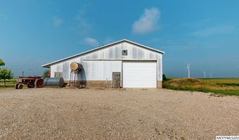 372 170th St, Alexander, IA 50420