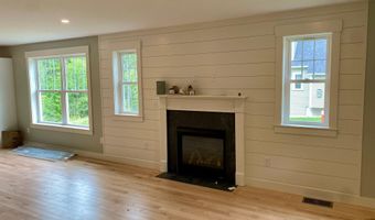 5 Cortland Pl, Standish, ME 04084