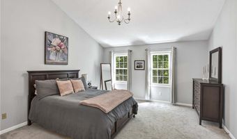 705 Lake Trl, Aurora, OH 44202