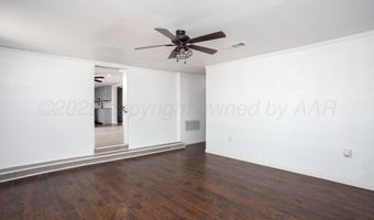 224 E WILLOW CREEK Dr, Amarillo, TX 79108