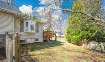 45 Cragmere Rd, Airmont, NY 10901