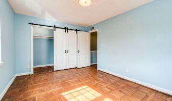849 S GLEBE Rd, Arlington, VA 22204