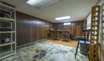 780 Minerva St, Amherst, OH 44001