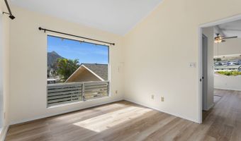 1069 Lunalilo Home Rd, Honolulu, HI 96825