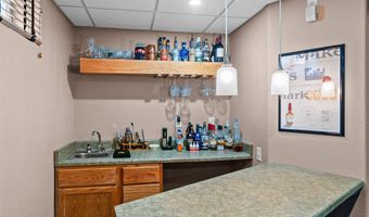 1629 Ashwood Dr, Altoona, IA 50009