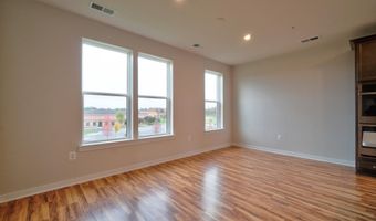 20285 NEWFOUNDLAND Sq, Ashburn, VA 20147