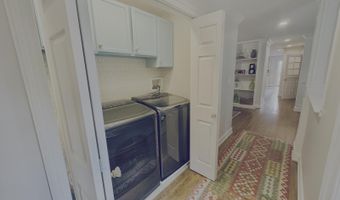 12601 N Osage Rd, Anchorage, KY 40223