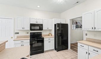 20 Sea Gull Dr, Beaufort, SC 29907