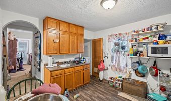 1067 Mercer Ave, Akron, OH 44320