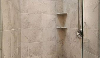 5643 Arbor Chase Dr, Ann Arbor, MI 48103