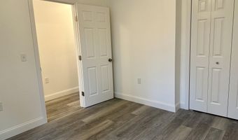 29 Village Cir, Augusta, ME 04330