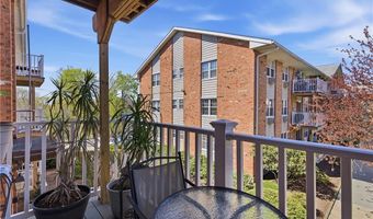 43 Bullocks Point Ave 8B, East Providence, RI 02915