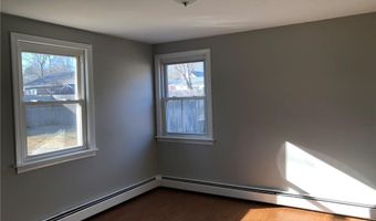 7 Sherbrook Rd, Barrington, RI 02806