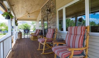 14 Absoraka Dr, Cody, WY 82414
