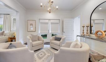 354 Main St, Bay St. Louis, MS 39520