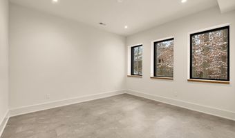 6916 CARMICHAEL Ave, Bethesda, MD 20817